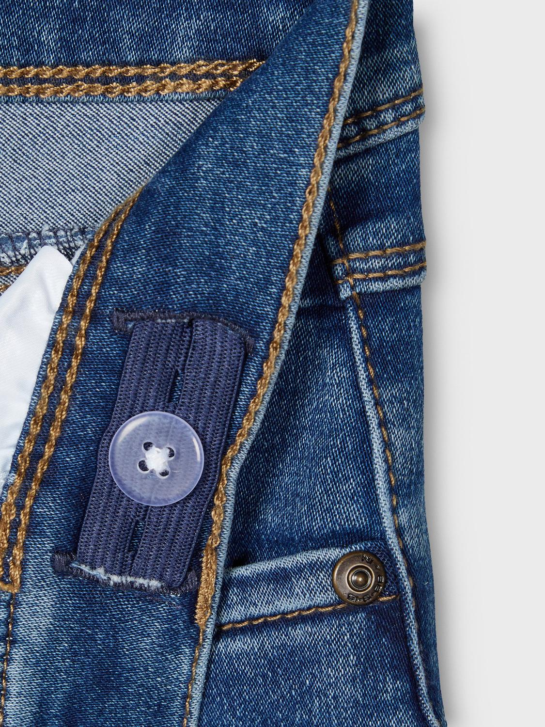 model_shot-front_full